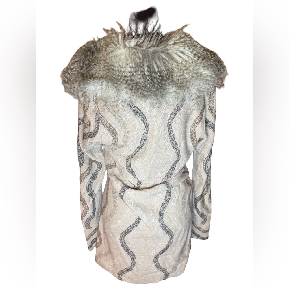 Nic + Zoe Faux Fur Collar Knit Cardigan - Winter Vibes - PP Petite - Gray/White - Picture 2 of 8